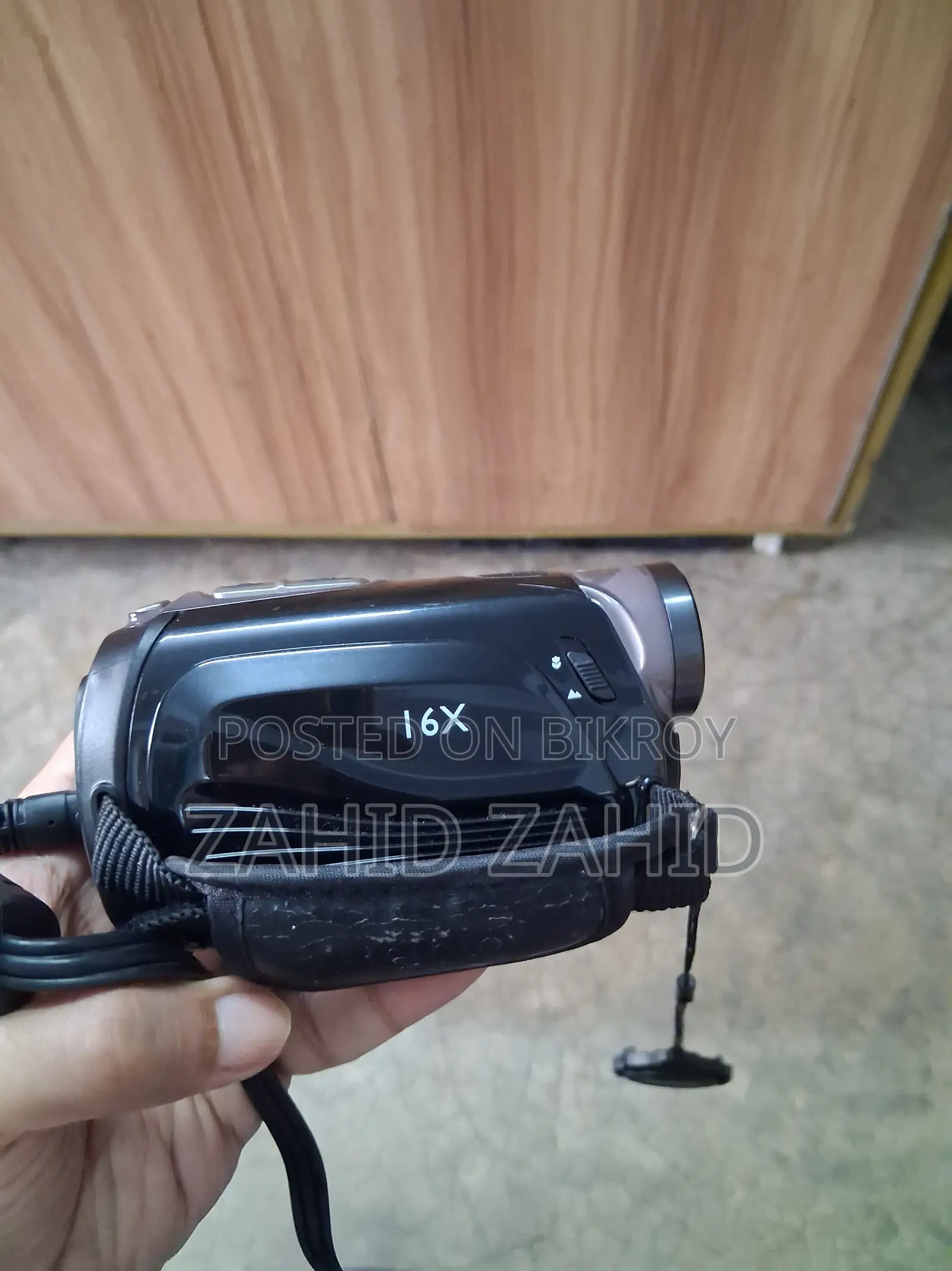 BENQ D36 High Camcorder Full Hd, 5Mp, Touch Panel, 16Mp Still Pictur