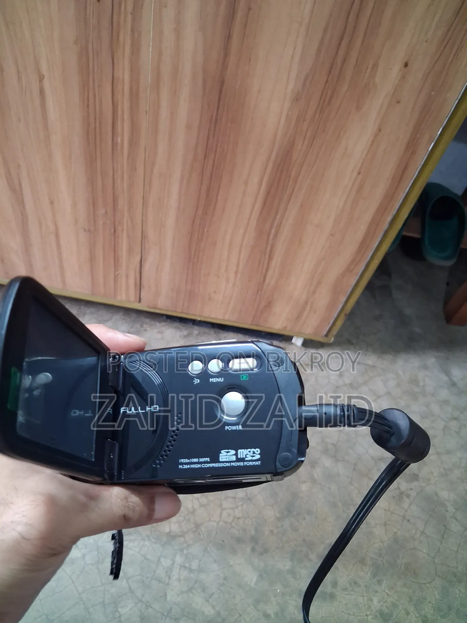 BENQ D36 High Camcorder Full Hd, 5Mp, Touch Panel, 16Mp Still Pictur