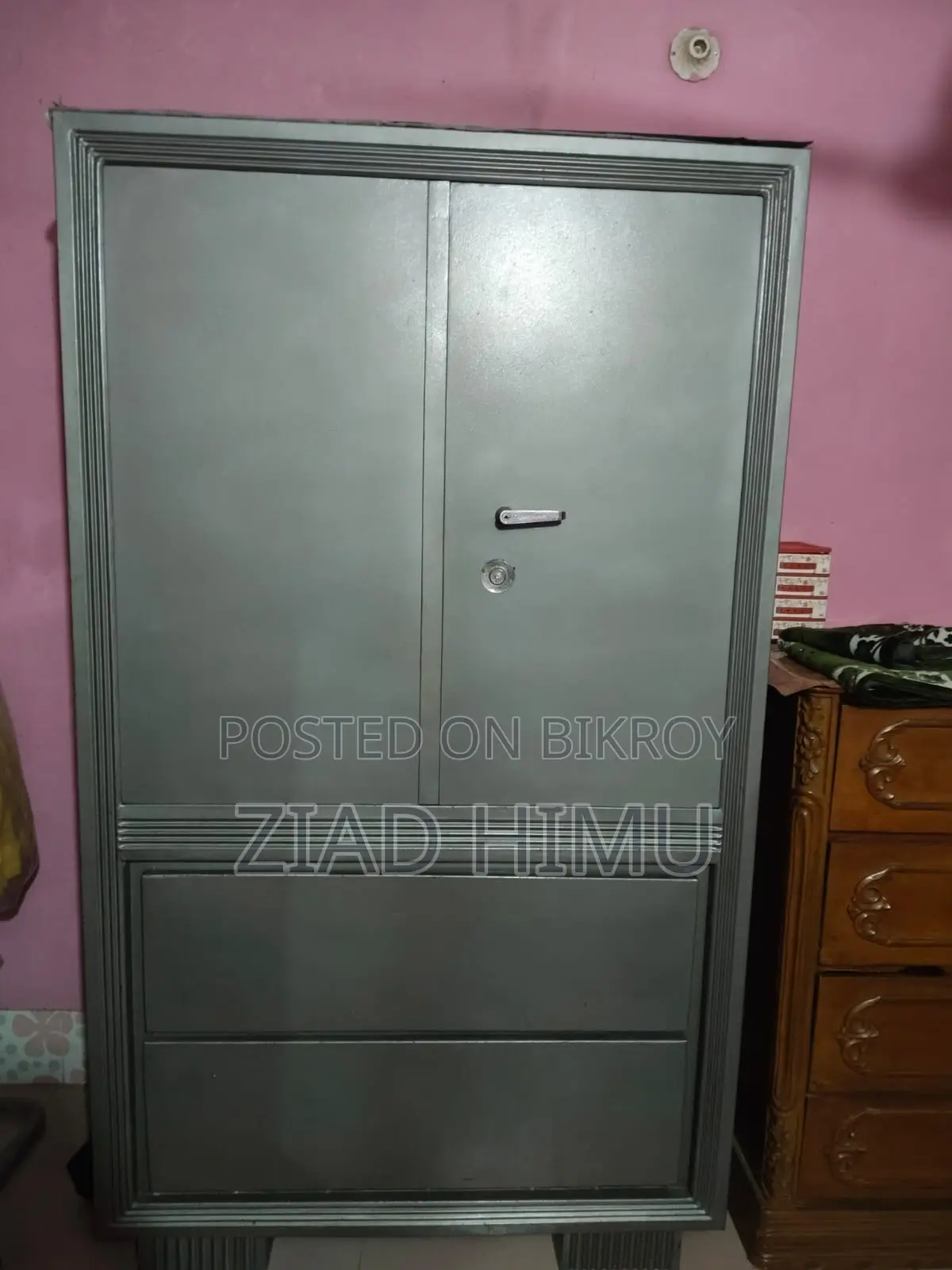 হেভি স্টিল আলমারি ১৮ গেজ, ৭ ফুট এক্স ৪ ফুট - ফেনী সদর