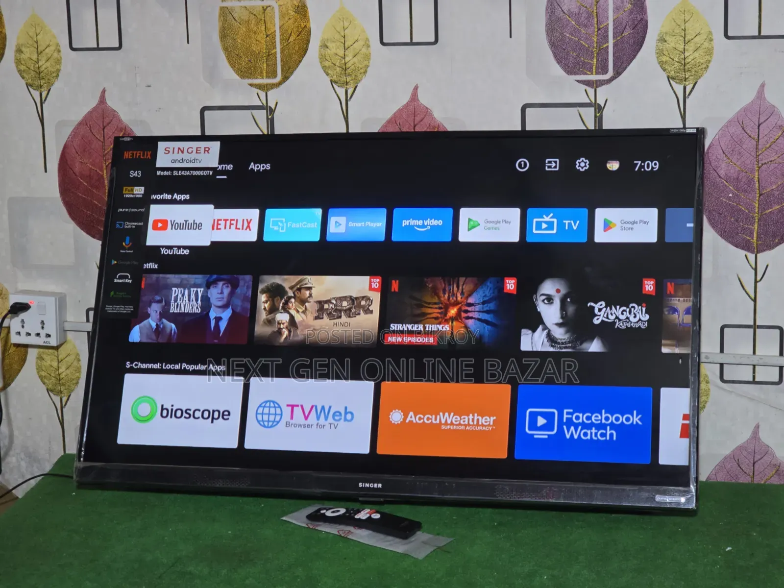 Singer 43" Voice Control TV