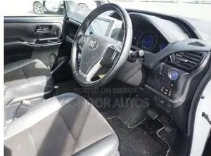 Toyota Noah 2021 Pearl