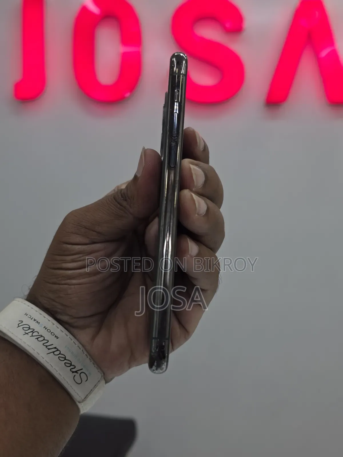 অ্যাপল আইফোন ১১ প্রো ২৫৬ জিবি ব্ল্যাক