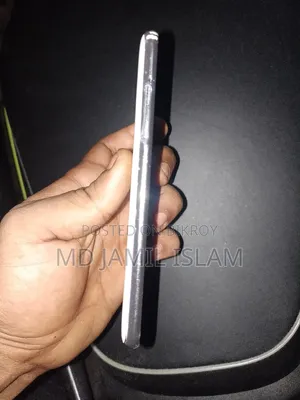 Samsung Galaxy J5 8 GB White
