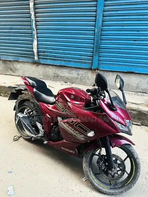 Suzuki Gixxer SF 2023 Red