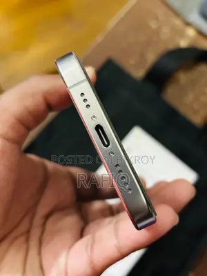 Apple iPhone 16 Pro 128 GB