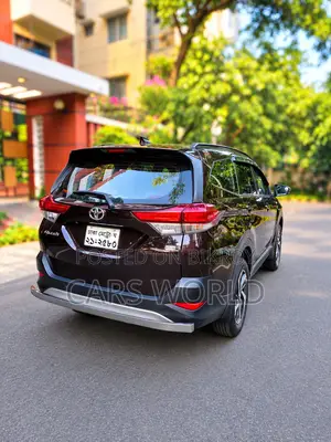 Toyota Rush 1.5 Rear-Wheel Drive 2021 Maroon