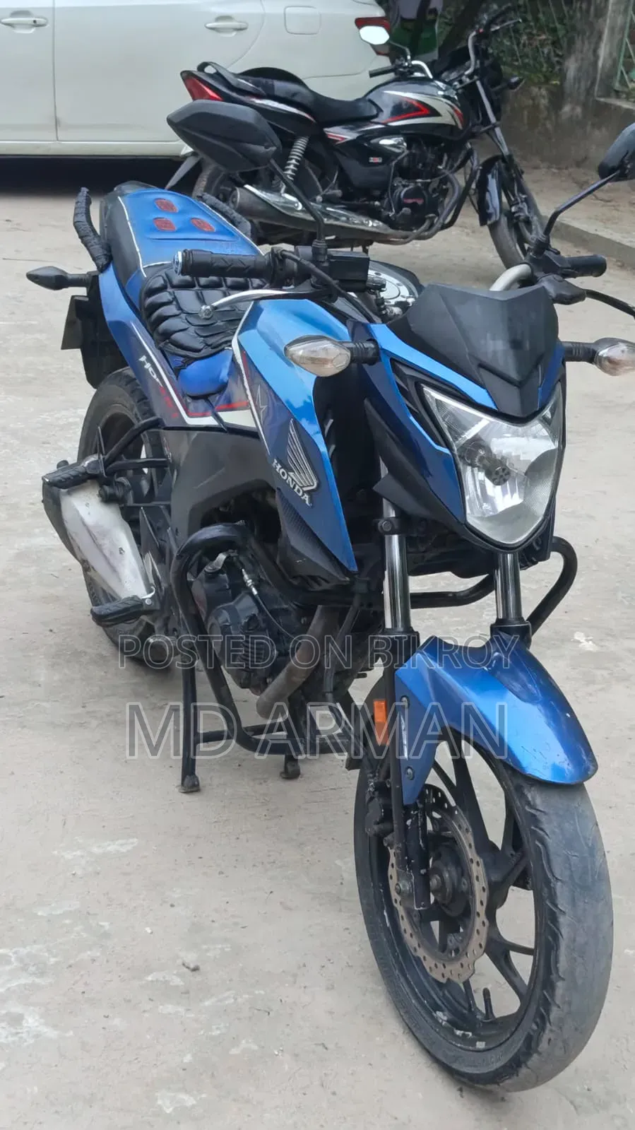 হোন্ডা হরনেট ২০১৮ নীল