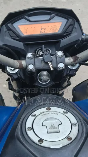 হোন্ডা হরনেট ২০১৮ নীল