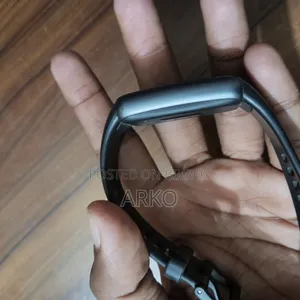 হুয়াওয়ে ফিটনেস ওয়াচ বিক্রির জন্য