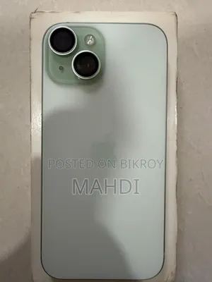 Apple iPhone 15 128 GB Green