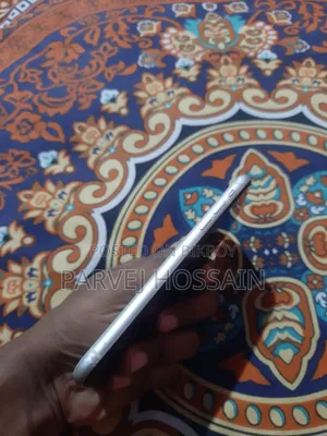 অ্যাপল আইফোন ১১ ১২৮ জিবি হোয়াইট