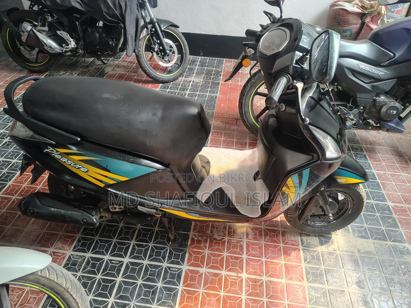 হিরো প্লেজার ২০১৯ ব্ল্যাক