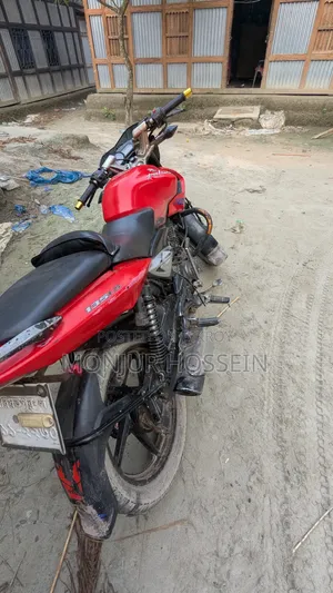 Bajaj Pulsar 135 LS 2014 Red