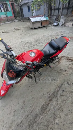 Bajaj Pulsar 135 LS 2014 Red