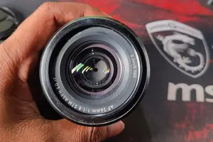 ভিলট্রক্স ২৪মিমি ১.৮ (ব্যবহৃত)