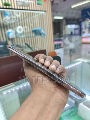 Oppo F27 128 GB Rose Gold