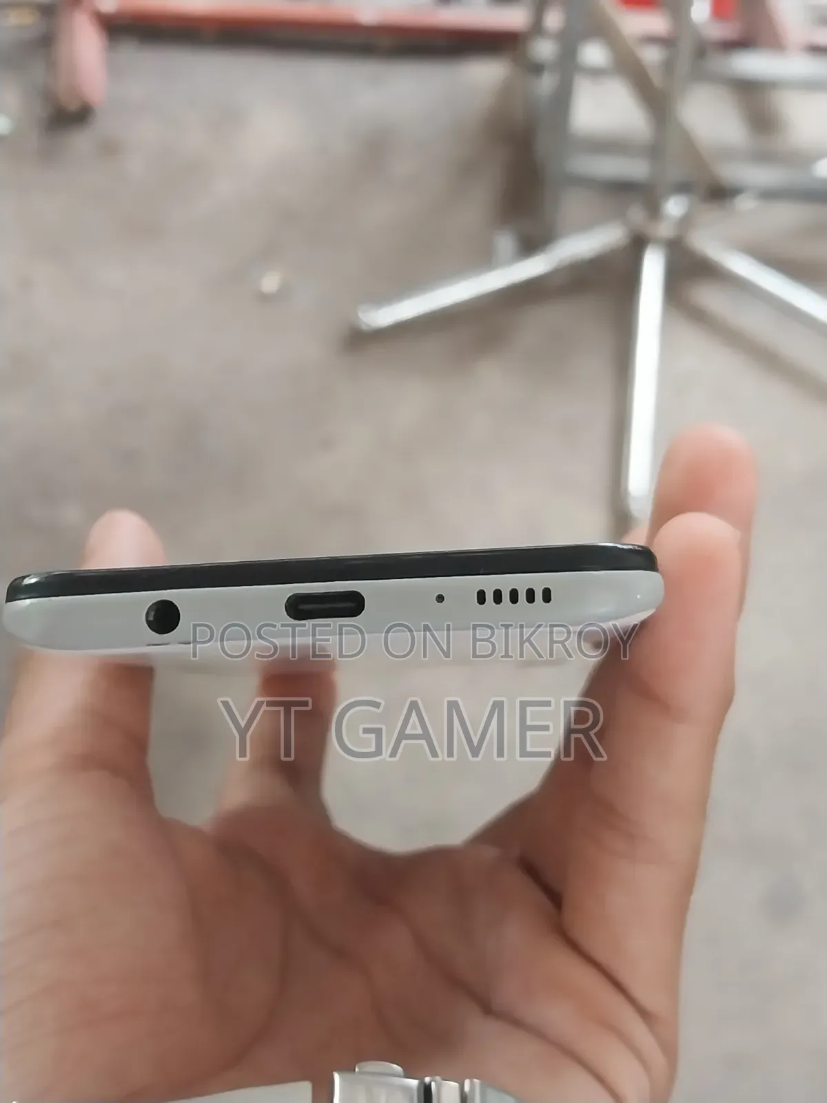 Samsung Galaxy A50 128 GB White