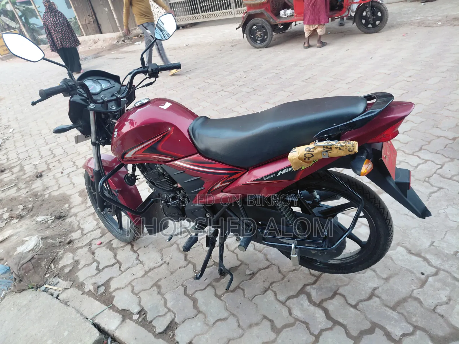 সুজুকি হায়াতে ইপি ২০২৪ লাল