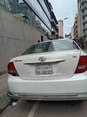 Toyota Axio 1.5 X HID Two-Wheel Drive 2012 Pearl