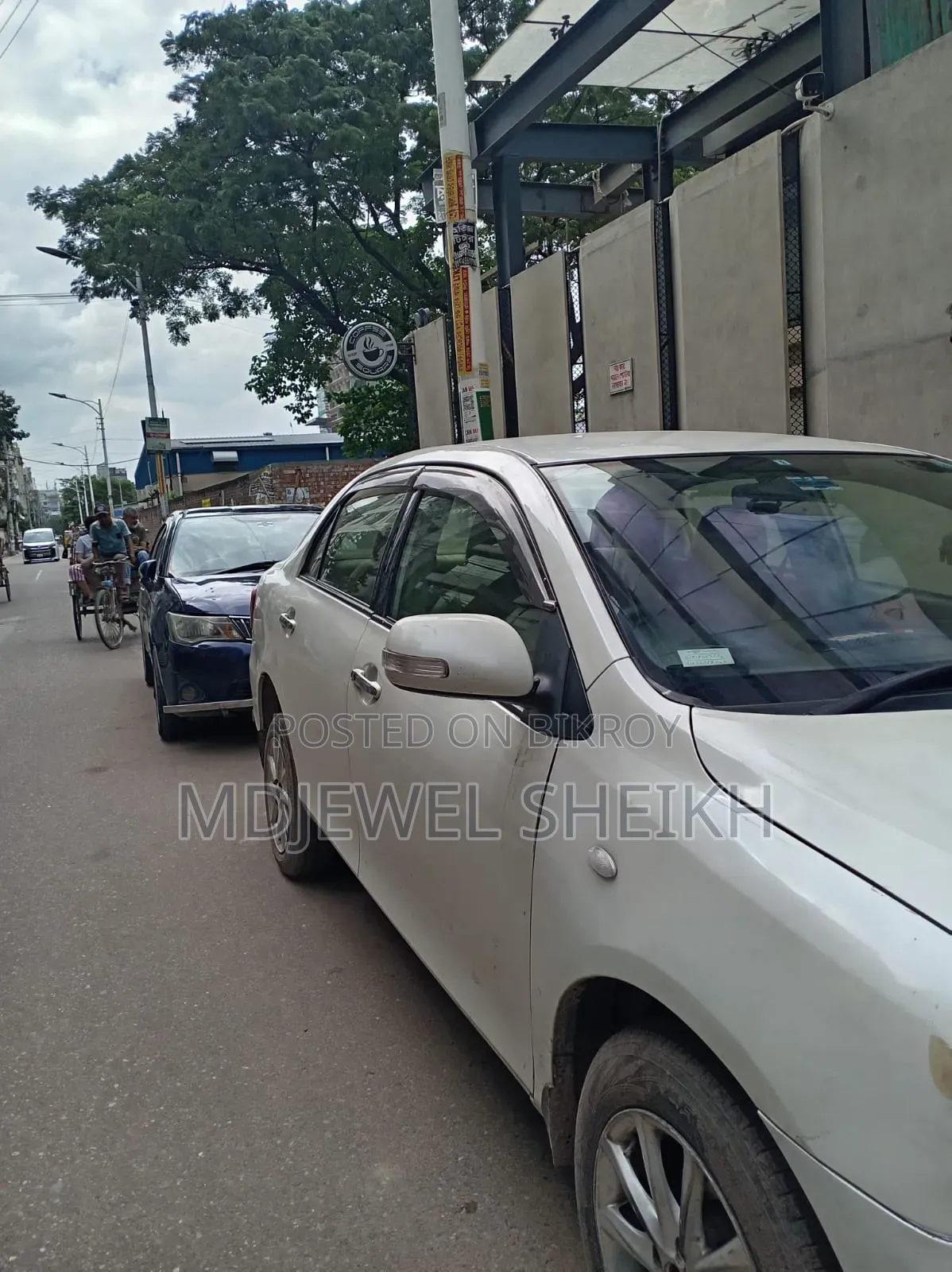 Toyota Axio 1.5 X HID Two-Wheel Drive 2012 Pearl