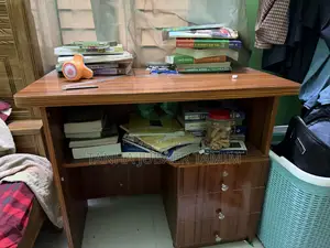 ফার্নিচার, মাত্র ২ মাস ব্যবহার করা হয়েছে। একদম নতুনের মতো।