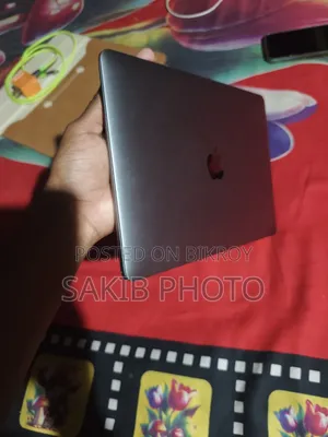 Laptop Apple MacBook 2015 8GB SSD 256GB
