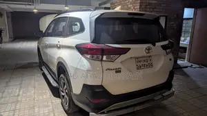 Toyota Rush 1.5 Rear-Wheel Drive 2019 Pearl