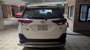 Toyota Rush 1.5 Rear-Wheel Drive 2019 Pearl