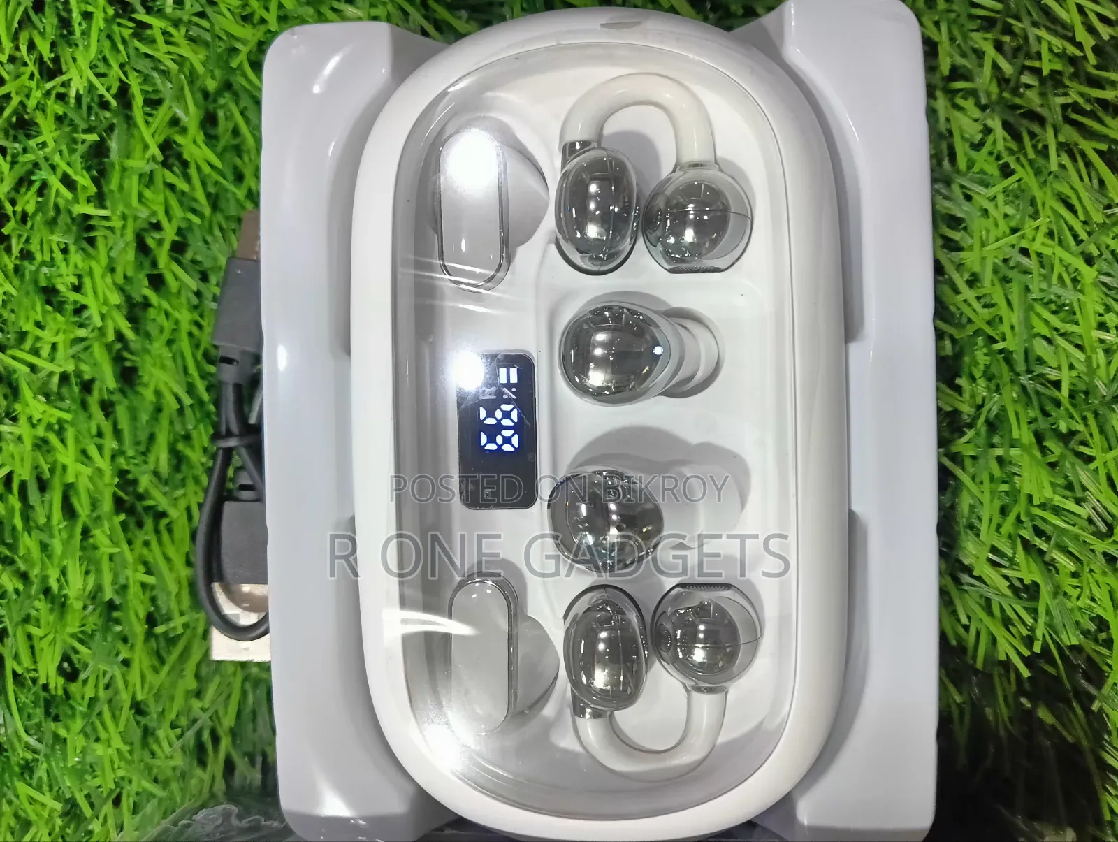 B 72 B Wireless Bluetooth Headphones With Powerbank