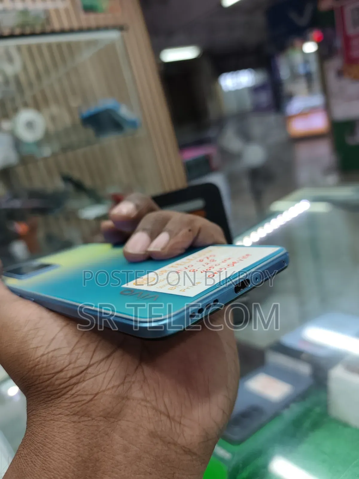 Vivo Y75 128 GB Blue