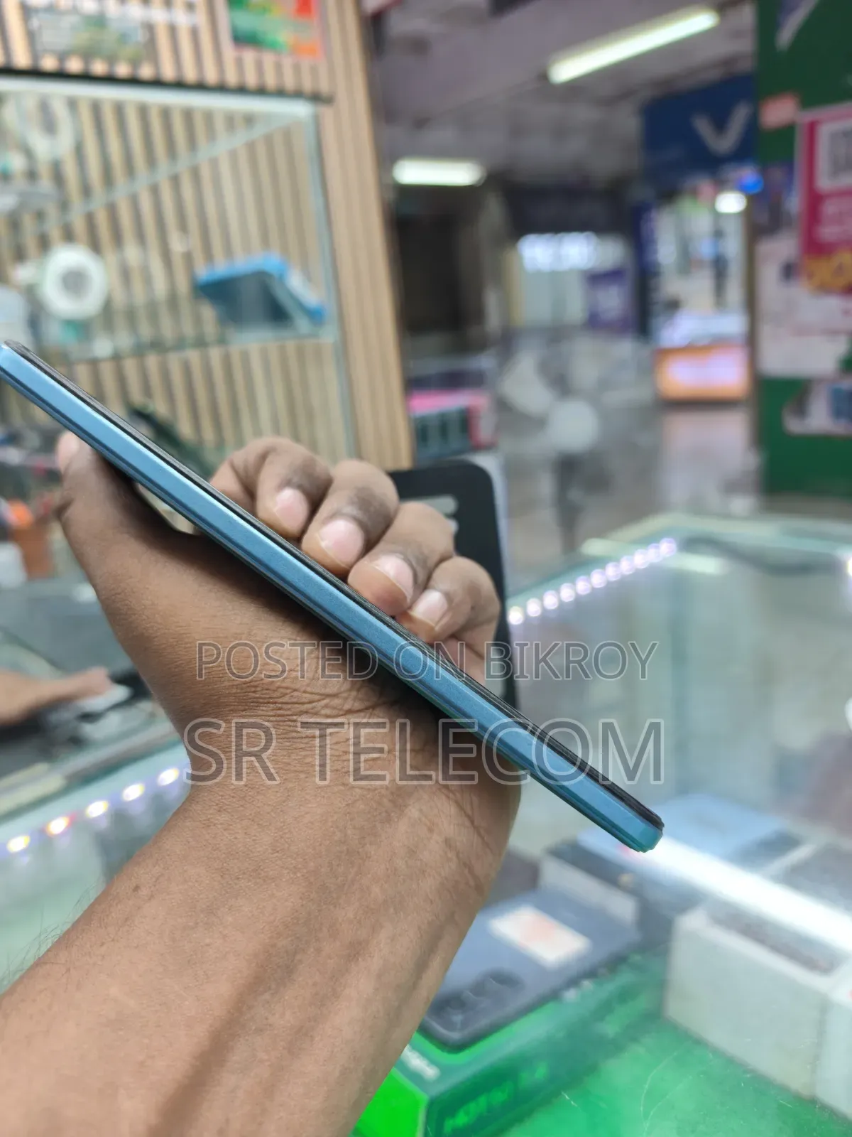 Vivo Y75 128 GB Blue