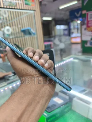 Vivo Y75 128 GB Blue