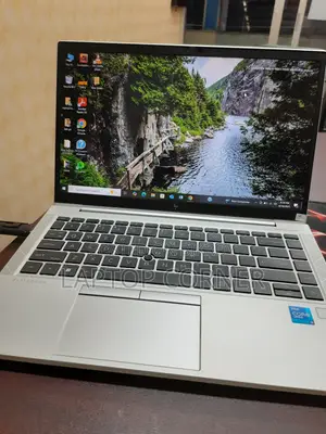 Laptop HP EliteBook 840 G8 8GB Intel Core i5 SSD 256GB