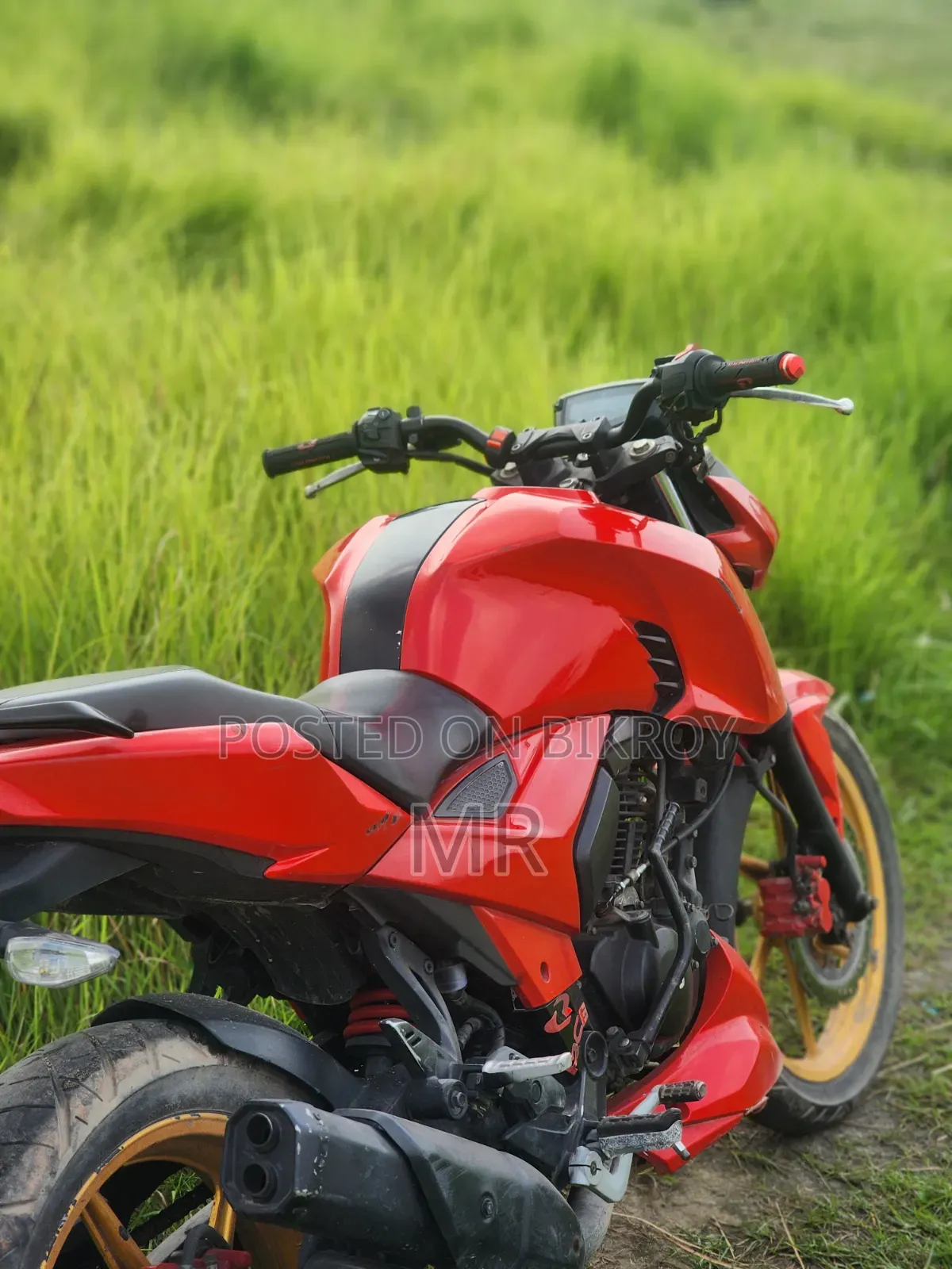 TVS Apache RTR 160 2v Refresh X-connect 2023 Red
