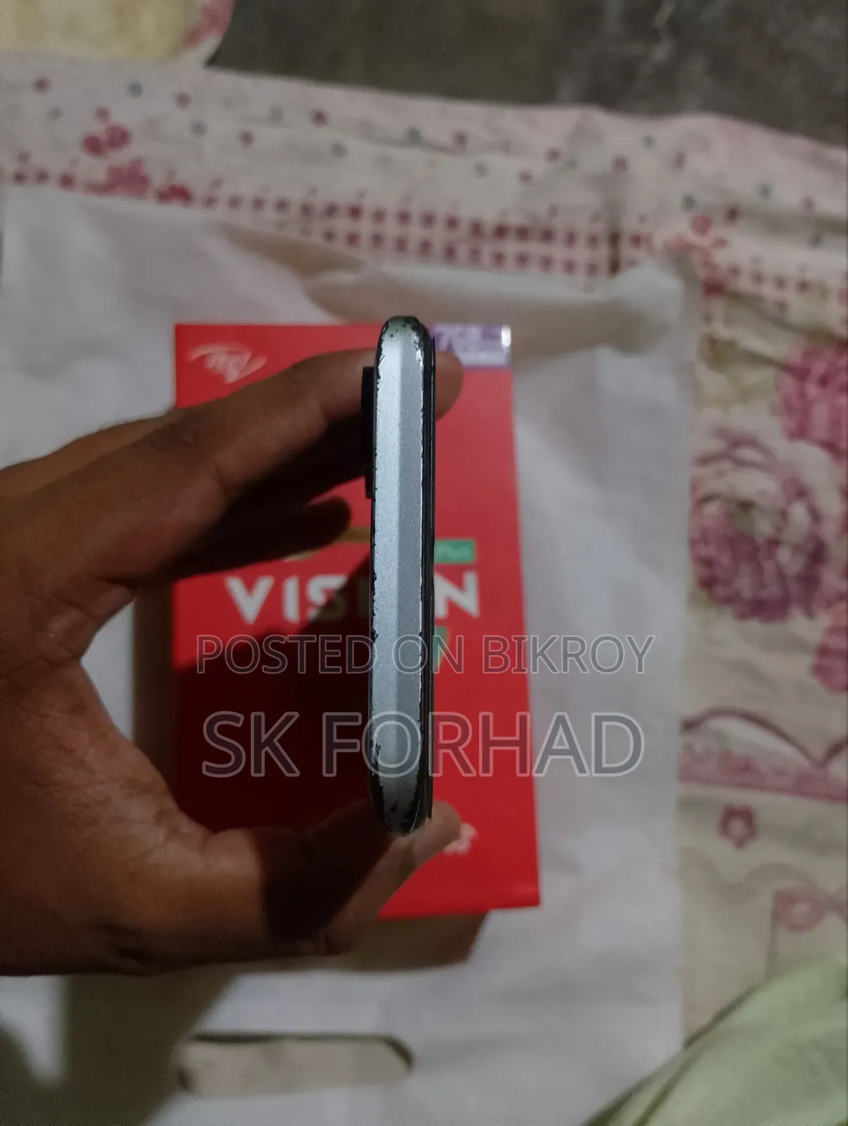 Itel 128 GB Gold