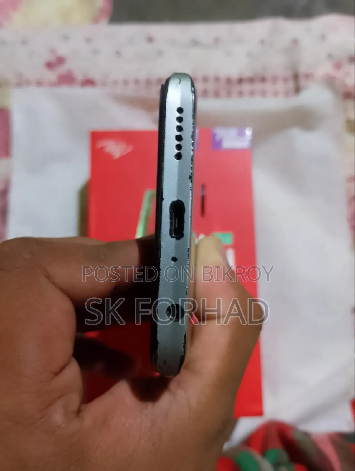 Itel 128 GB Gold