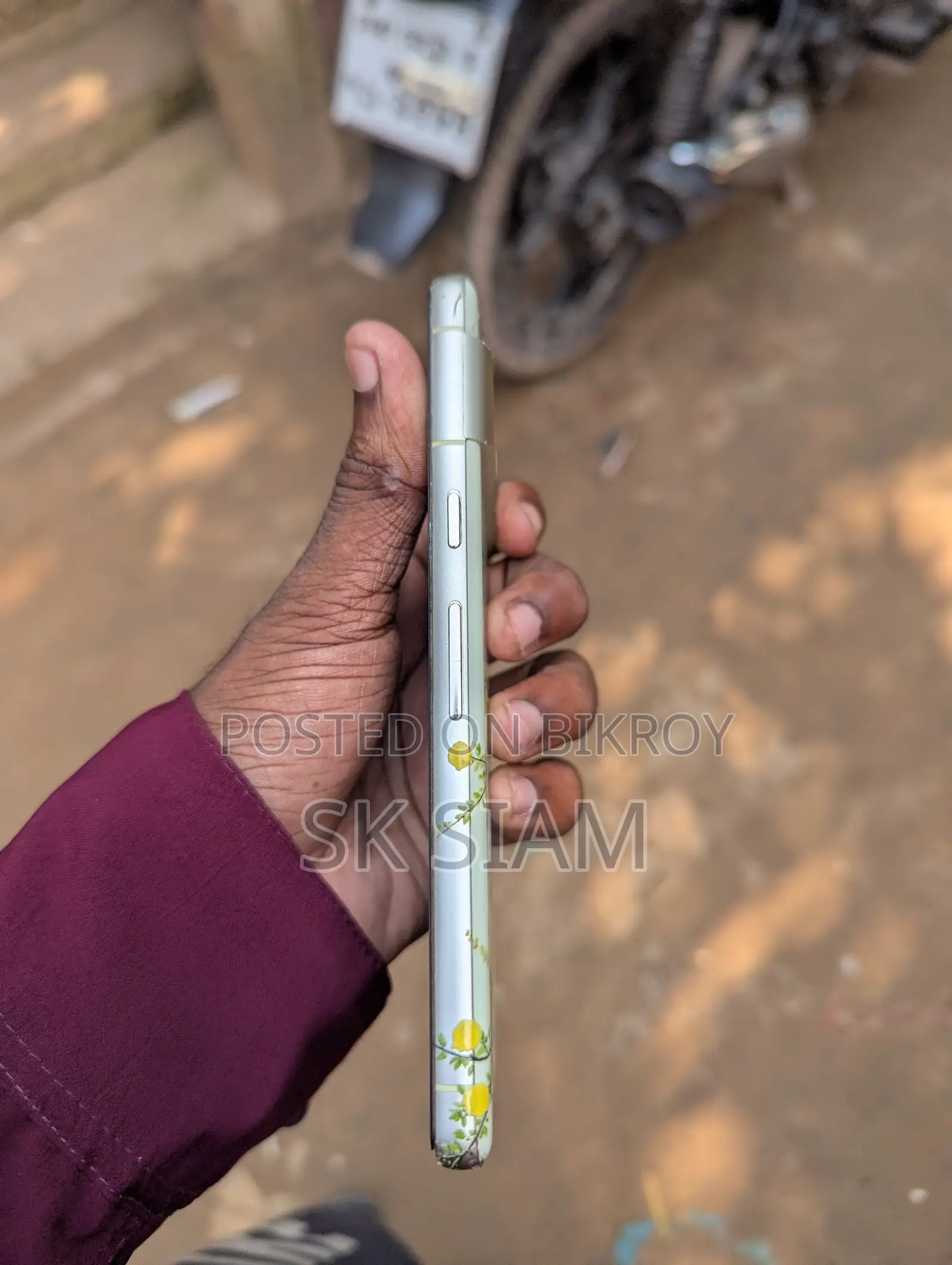 গুগল পিক্সেল ৭ ১২৮ জিবি হলুদ