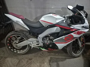 Aprilia GPR 2019 White