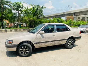 Toyota Corolla 1997 Beige