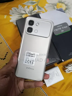ইনফিনিক্স নোট এজ ২৫৬ জিবি