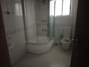 গুলশানের অনিক রিয়েল এস্টেটে ৪ বেডরুমের অ্যাপার্টমেন্ট ভাড়ার জন্য