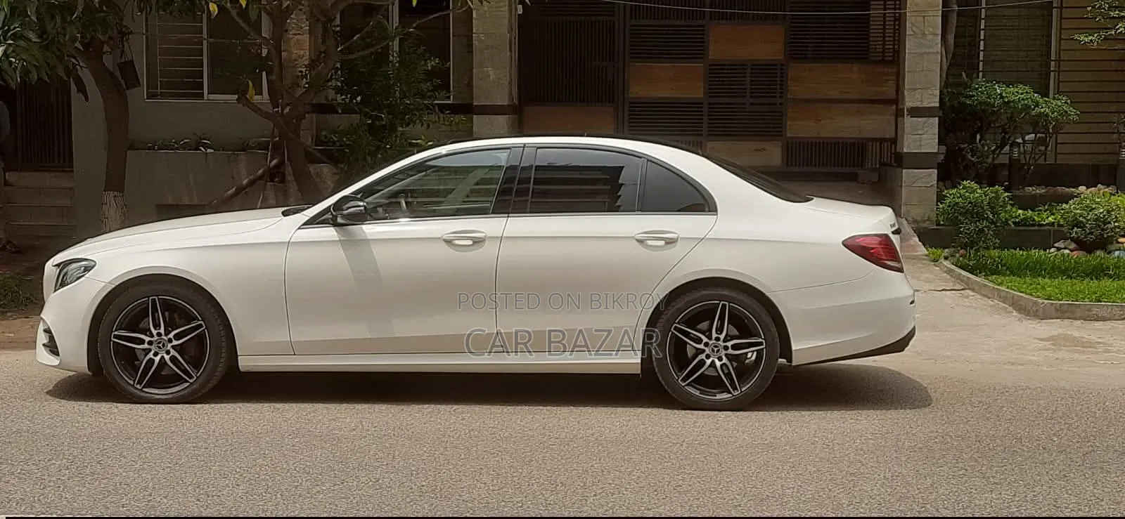 Mercedes-Benz E-Class 2020 White