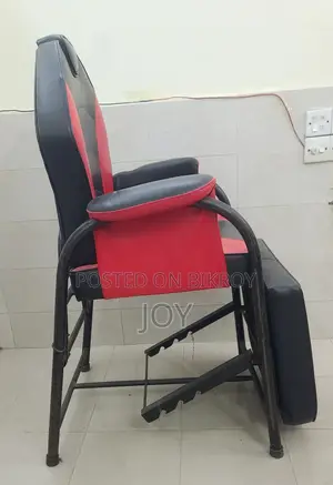 ৩ পার্টের ফোল্ডিং ফেসিয়াল চেয়ার বিক্রি করা হবে