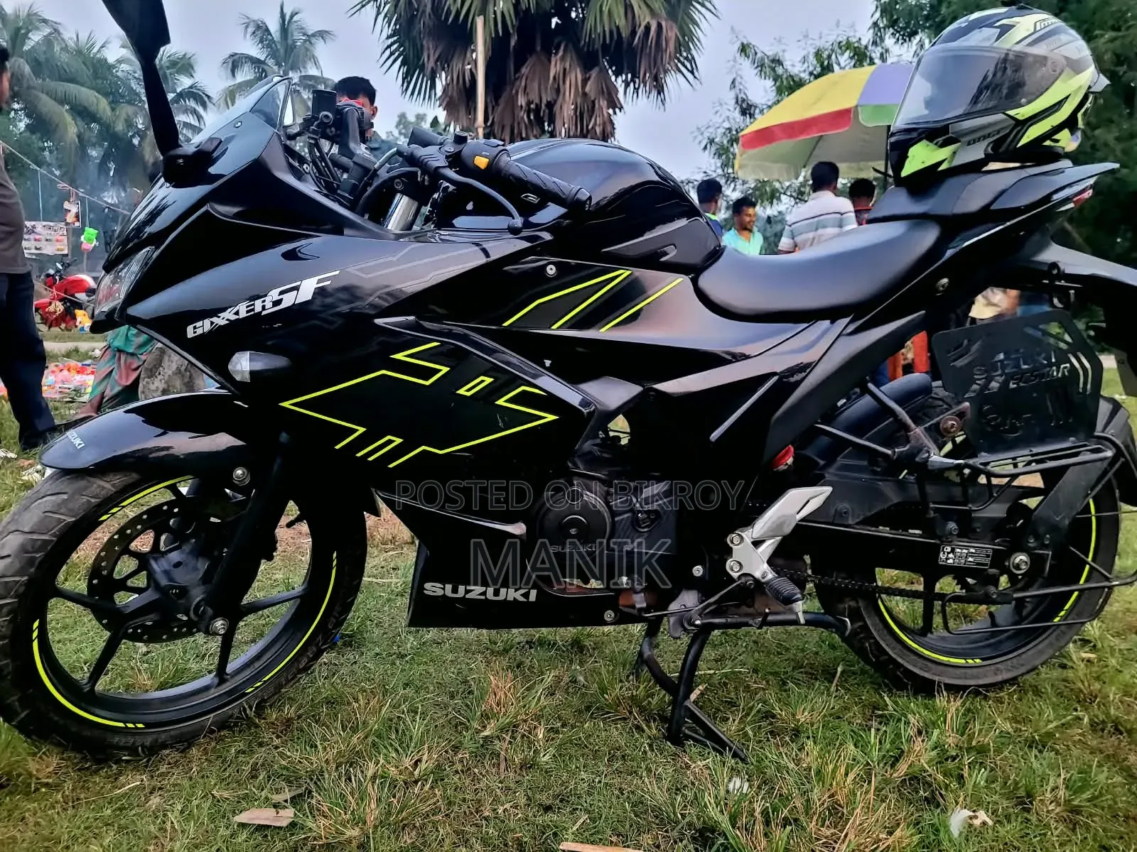 সুজুকি জিক্সার এসএফ ২০২৫ কালো
