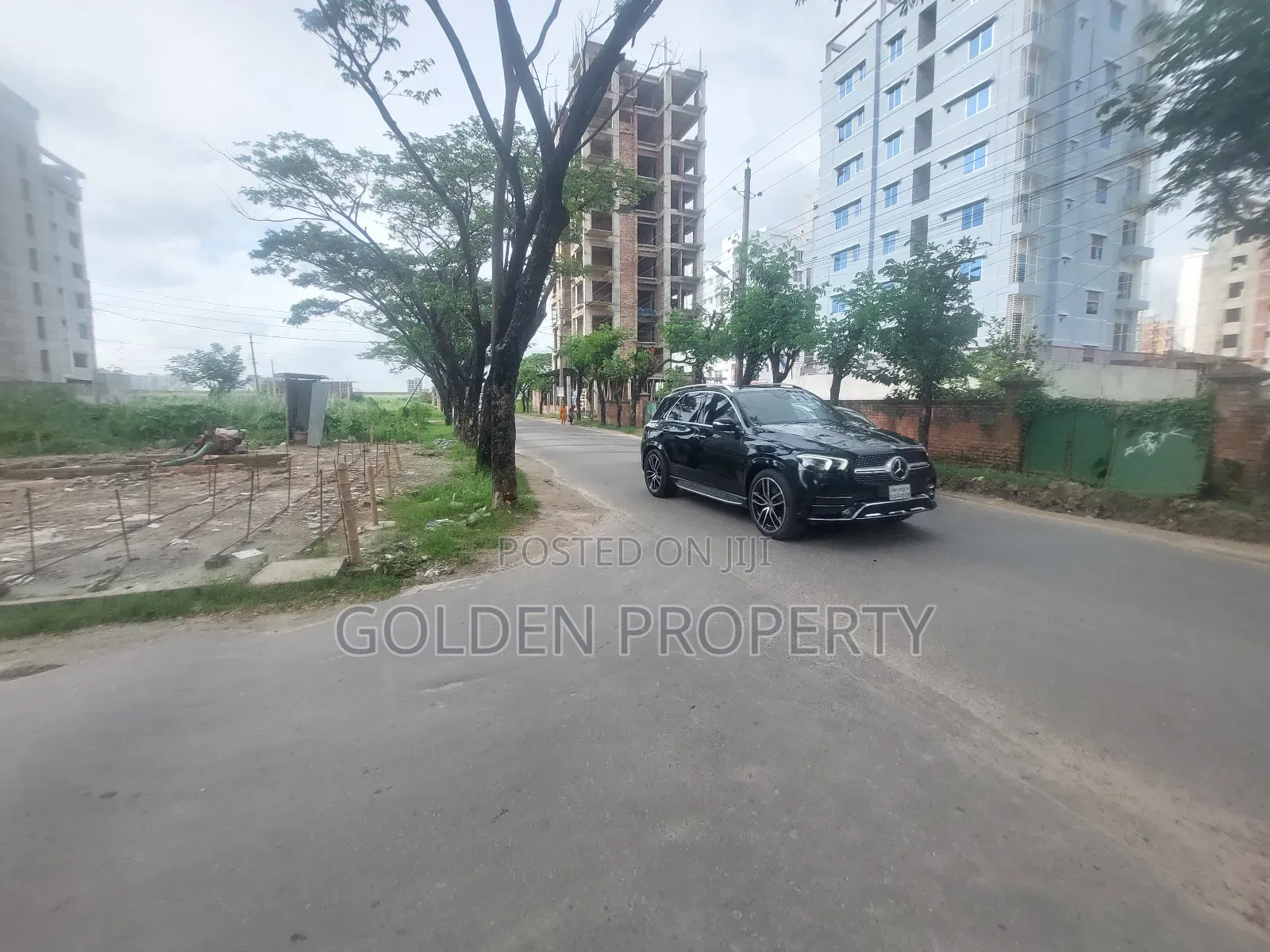 Plot and Land Sale in Bashundhara Bikroy.Com