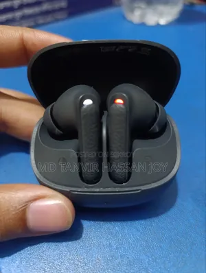 কিউসিওয়াই এইচটি ১৫ (ইয়ারবাডস)