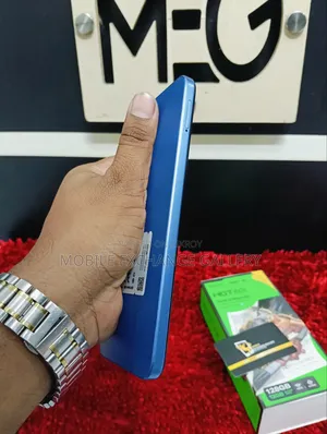 Infinix Hot 60i 128 GB Blue