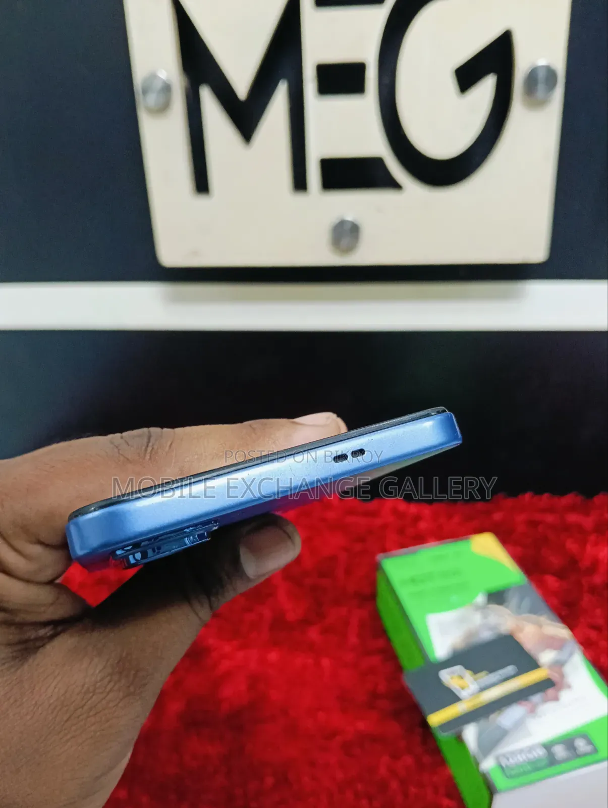 Infinix Hot 60i 128 GB Blue
