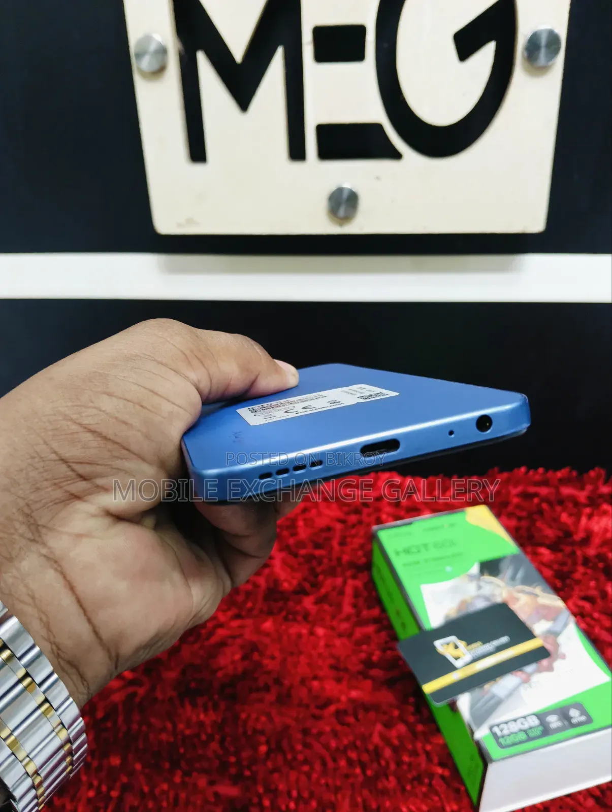 Infinix Hot 60i 128 GB Blue