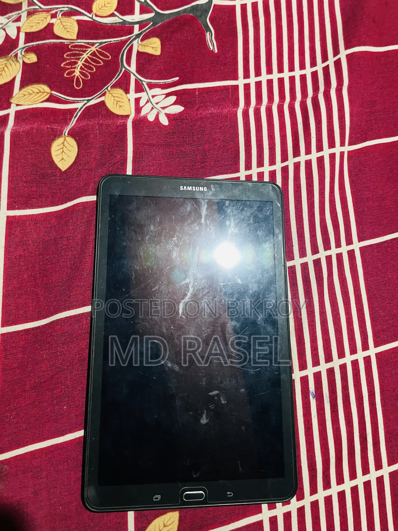 Samsung Galaxy Tab E SM-T561 8 GB Black